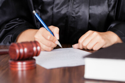 St. Louis contempt of court lawyer