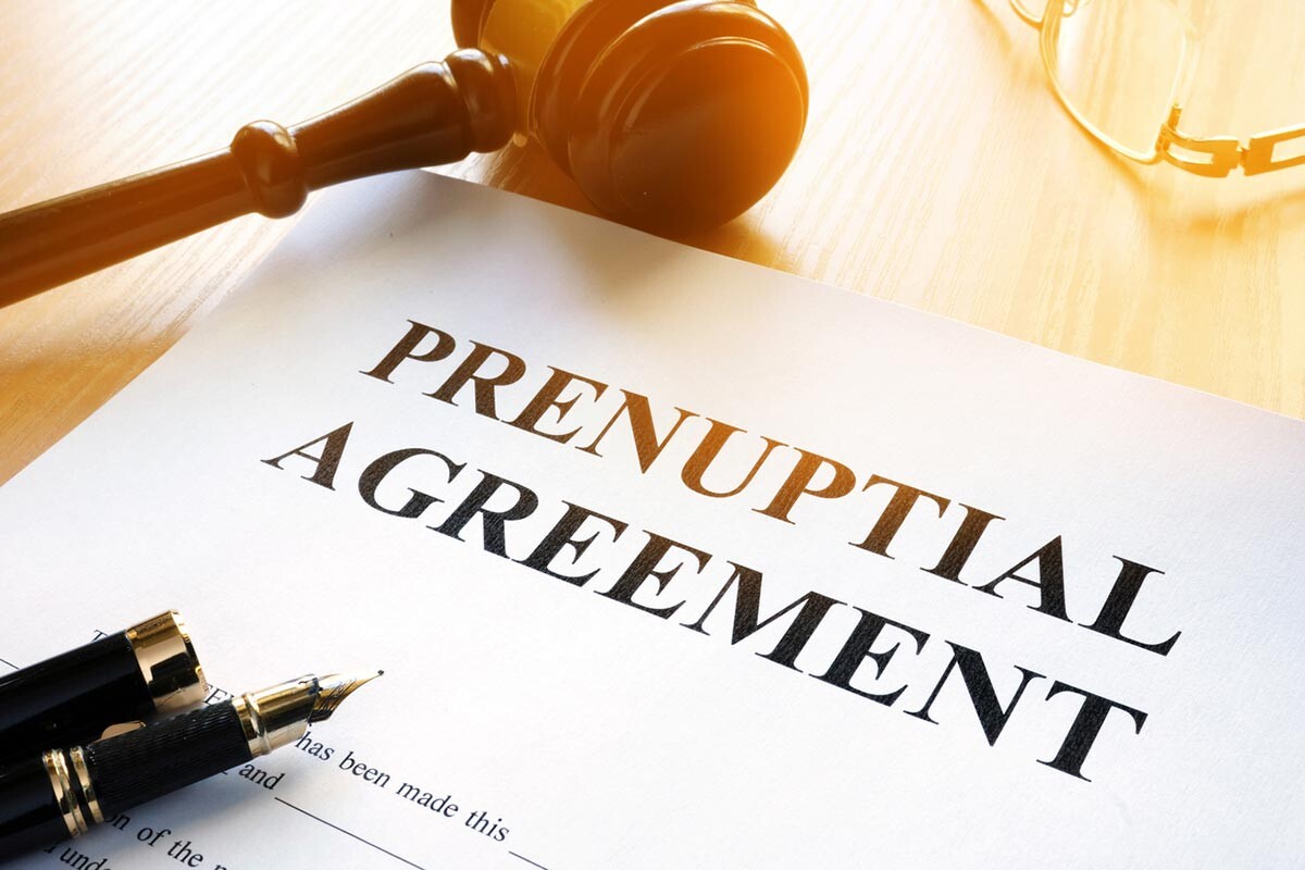 St. Louis Divorce Lawyer Answers: What is a Prenup?