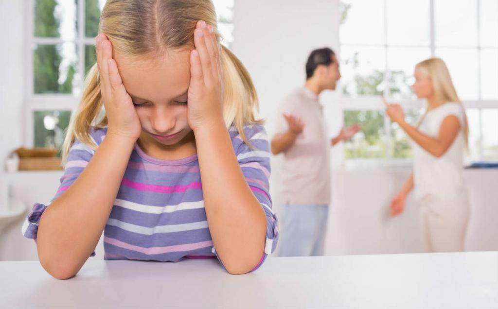 parents fighting in front of their child