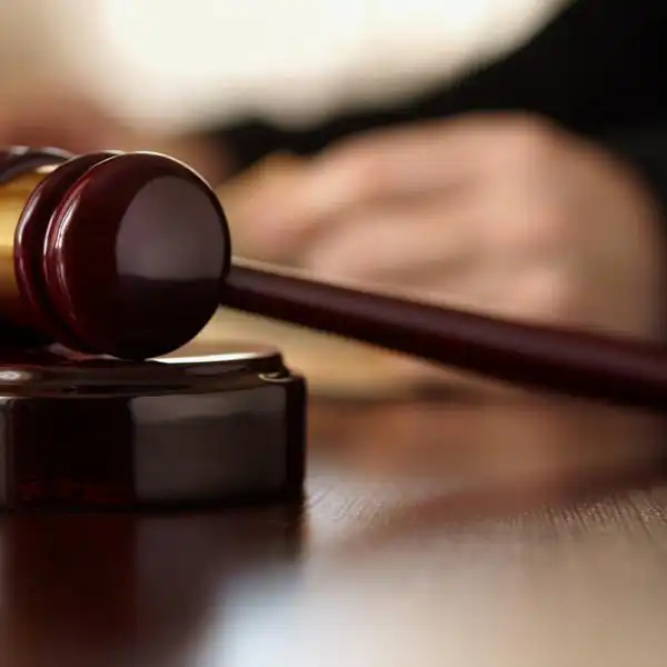 a divorce judges gavel